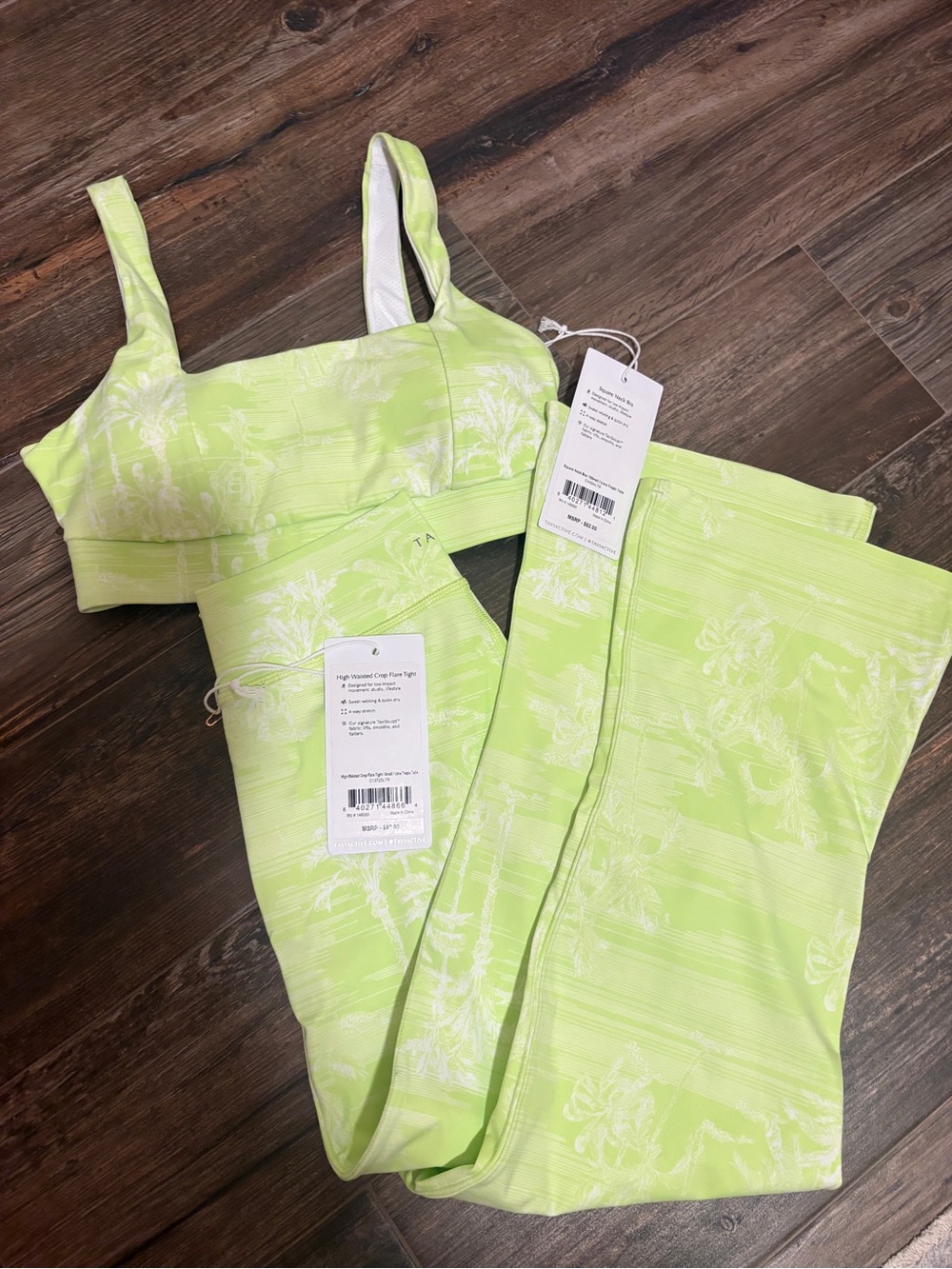 Seamless Light Lime Floral Sports Bra & High-Rise Leggings Set